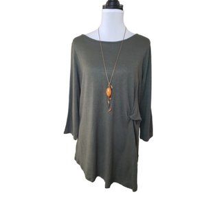 SJS Womem's Olive Green Top with Necklace 2X